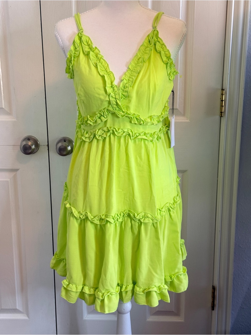NWT Iris Neon Lime Green Ruffle Tiered Mini Dress L